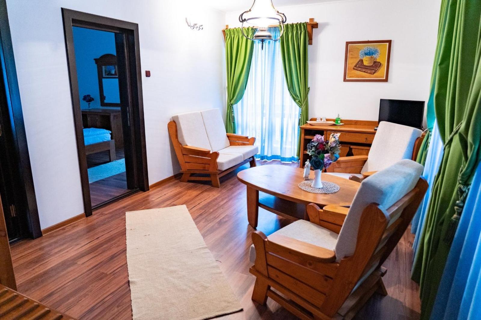5.Evszak Otel Sfântu-Gheorghe Dış mekan fotoğraf
